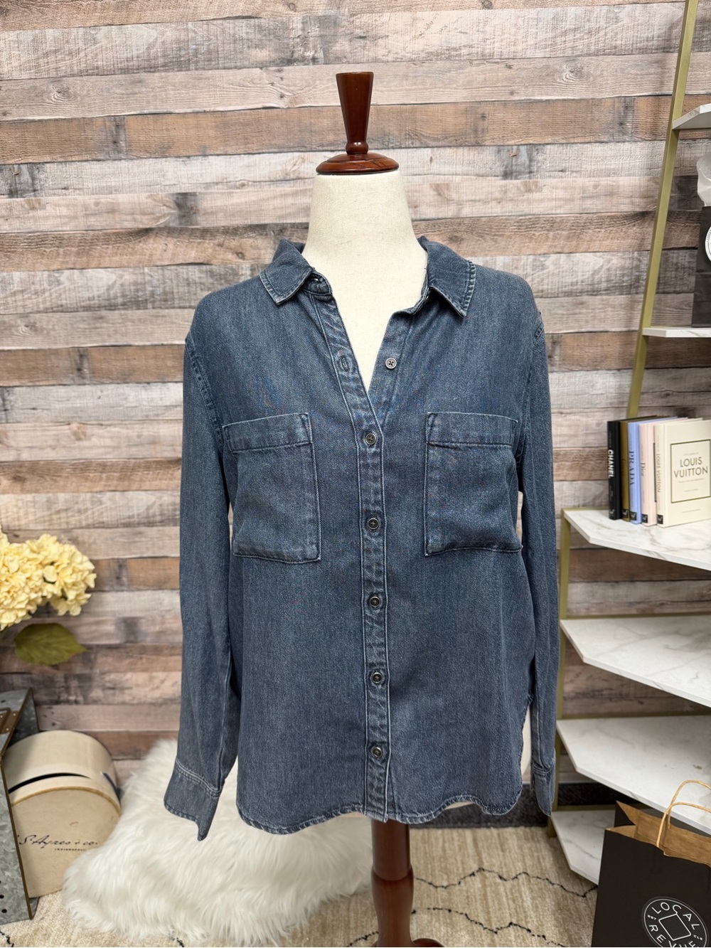 Cloth & Stone Cotton Denim Button-Down Long-Sleeve Top